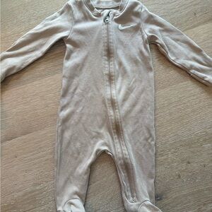 Nike baby Beige One Piece Footie